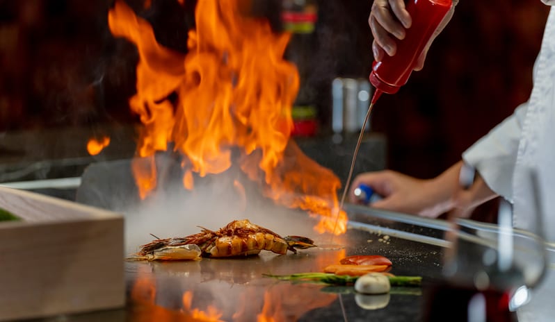 middle-east-holidays-abu-dhabi-rixos-premium-saadiyat-island-hotel-aja-private-dining -tepenyaki